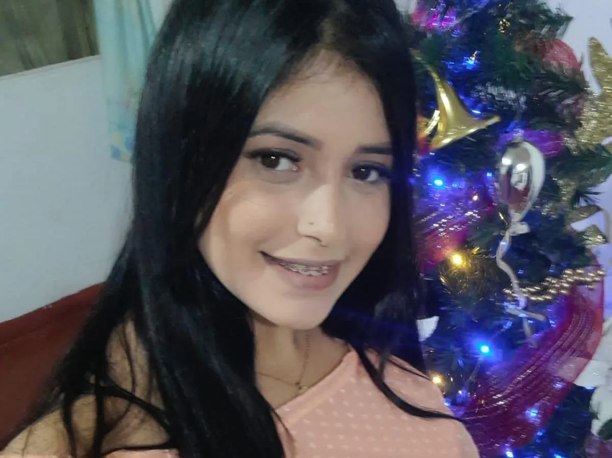 Image de profil du modèle de webcam Eimyyrouse