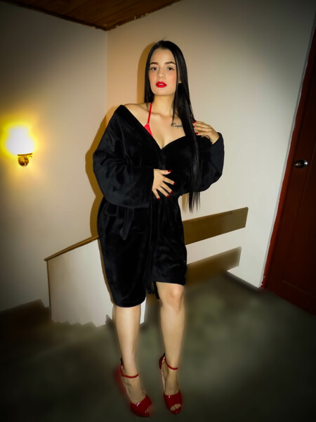 Interprète Angelinaswom Photo 5