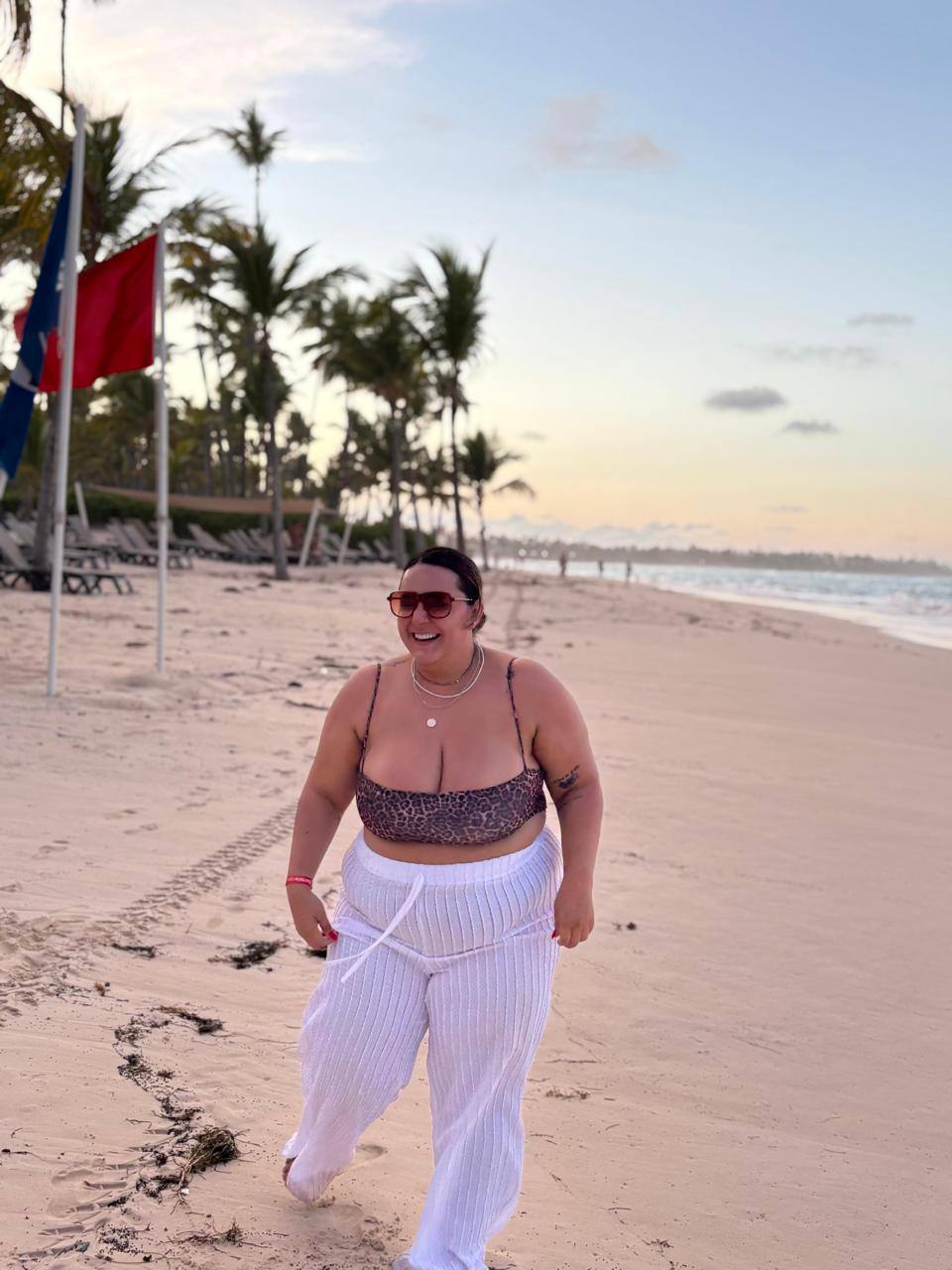 Artista AmbarRoberts Foto 3