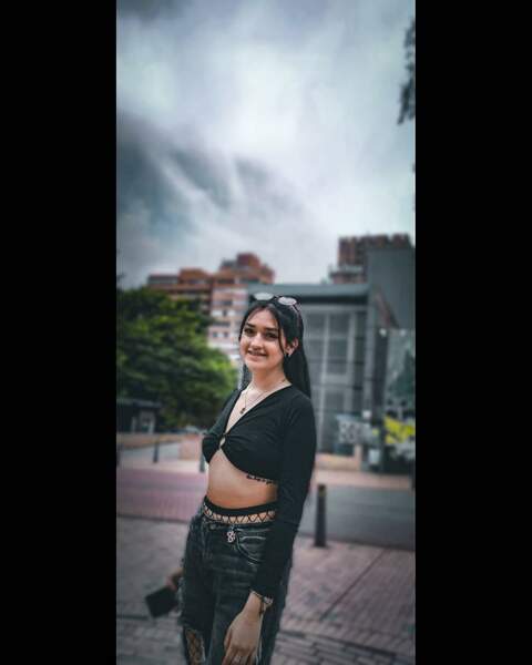 Intérprete LucyRowe Foto 9