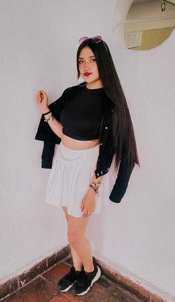 Intérprete LucyRowe Foto 11