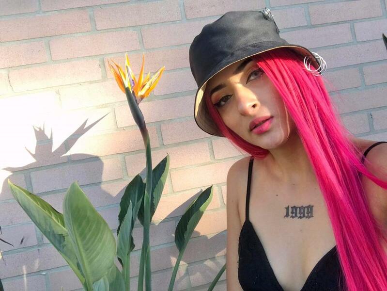 Performer Susanarosy Photo 3