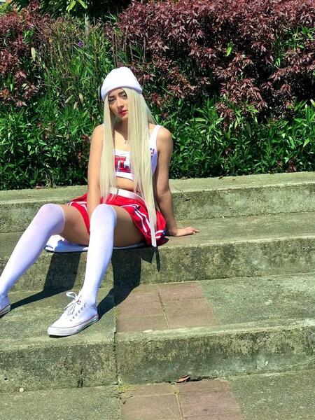 Performer Susanarosy Photo 8