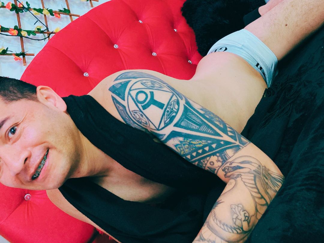 Asherhill Profilbild des Cam-Modells