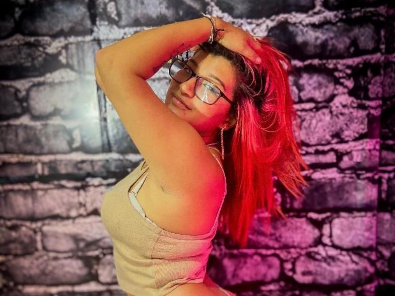 Imagen de perfil de modelo de cámara web de Meganpervert112