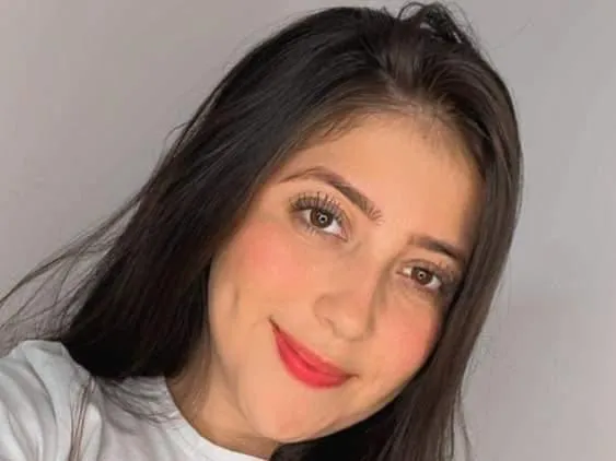 EmmaReidd profielfoto van cam model
