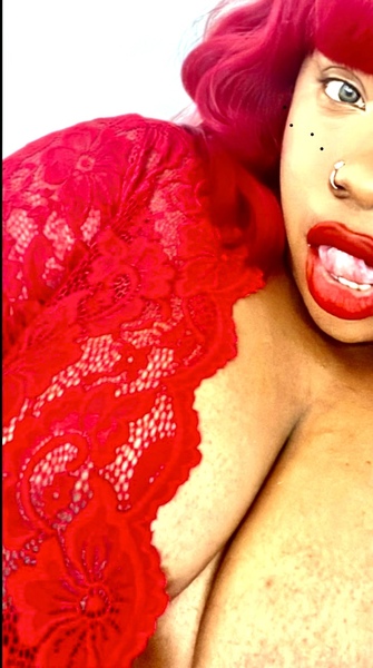 Interprete Adinatheredbunny Foto 2