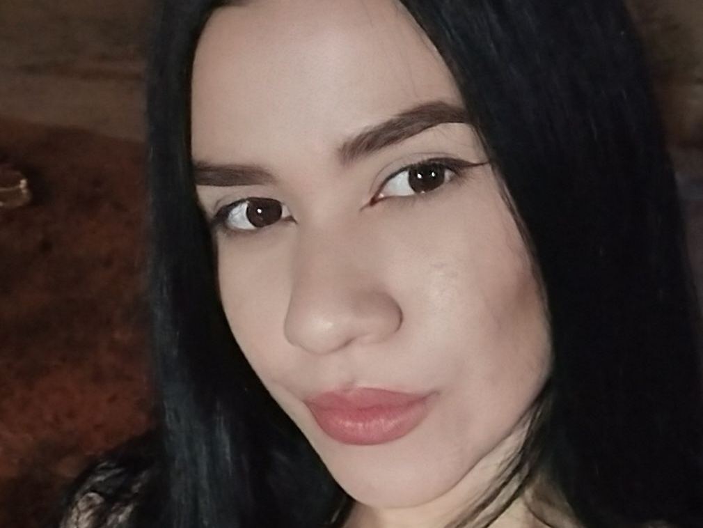 Foto de perfil de modelo de webcam de naomykita