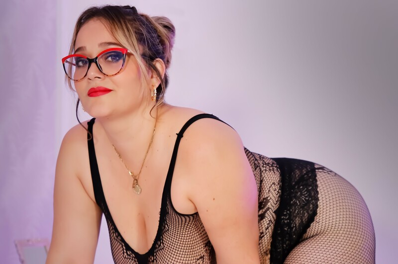 Performer SalomeFalcon Photo 11