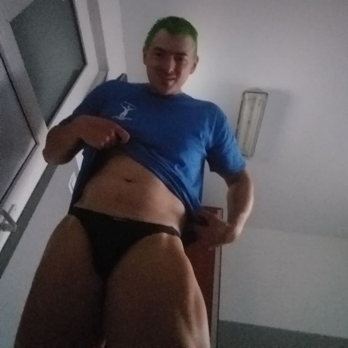 Performer ConanJones Photo 10