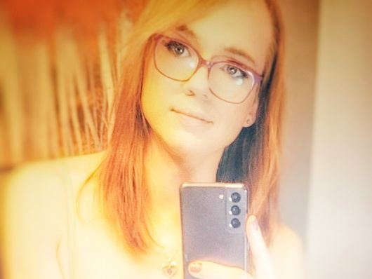 Imagen de perfil de modelo de cámara web de Gummykitkat