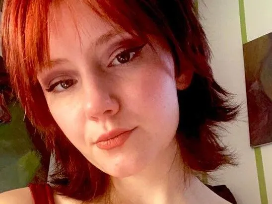 LucyWebs profielfoto van cam model