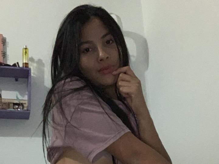 Chloeallen2023 profielfoto van cam model