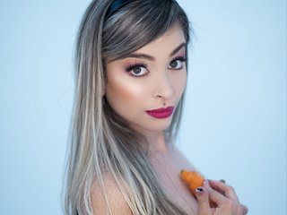 Imagen de perfil de modelo de cámara web de ChloeMackenziee