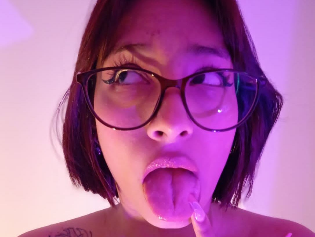 Mayyliin Profilbild des Cam-Modells