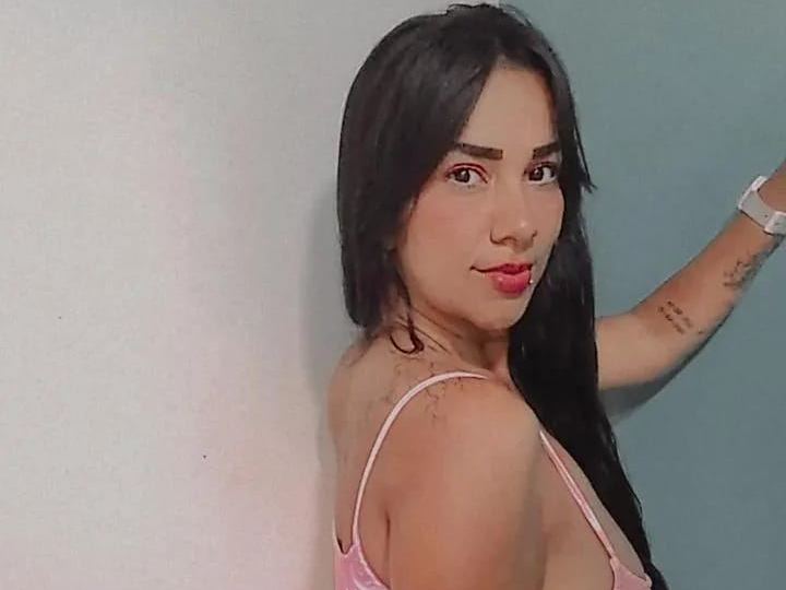 Imagen de perfil de modelo de cámara web de MiiaLewiis