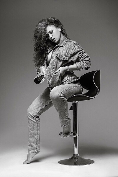 Performer ManuGiraldo Photo 10