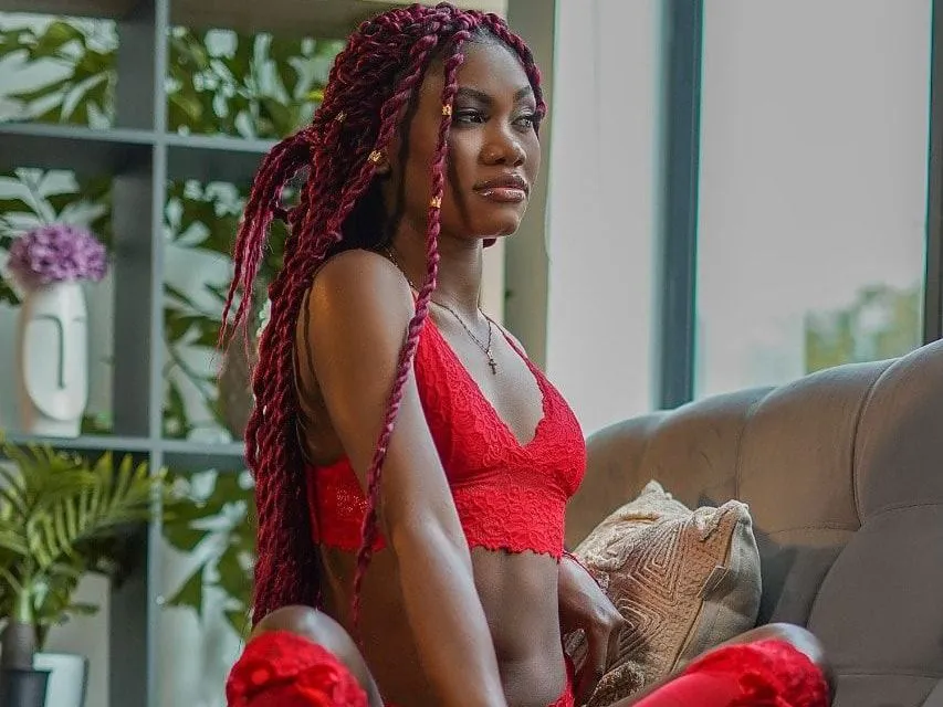 Foto de perfil de modelo de webcam de ebonnyssinner