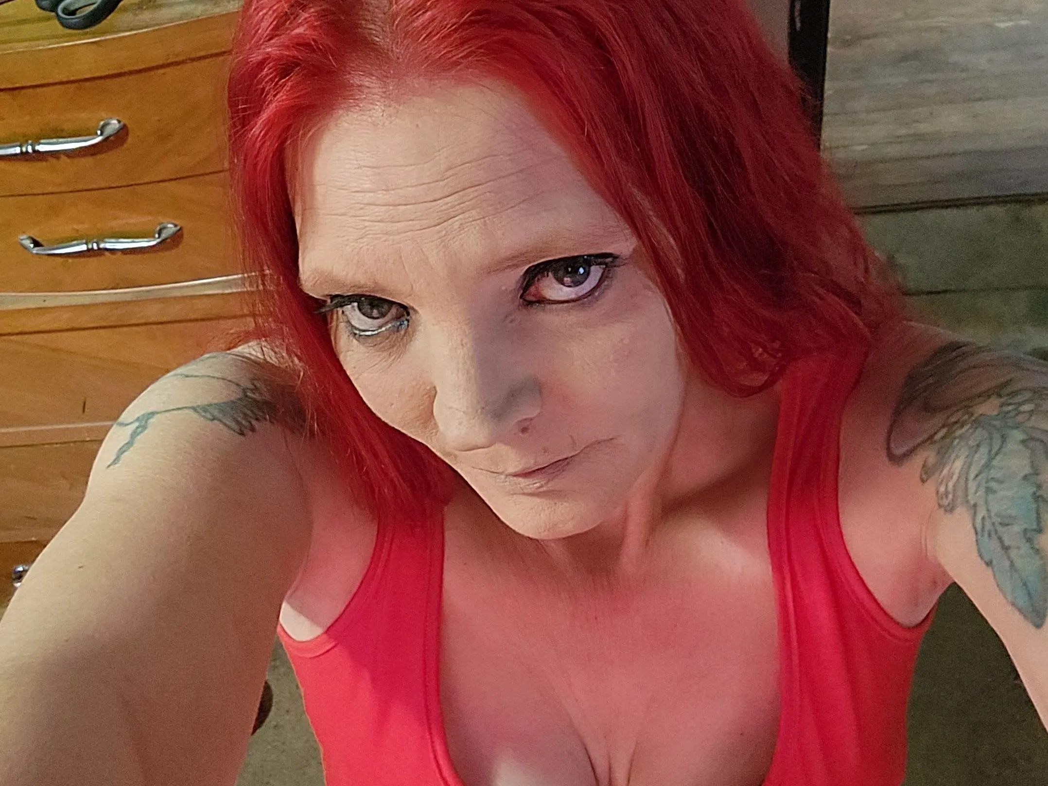 RedlipsSexy cam model profile picture