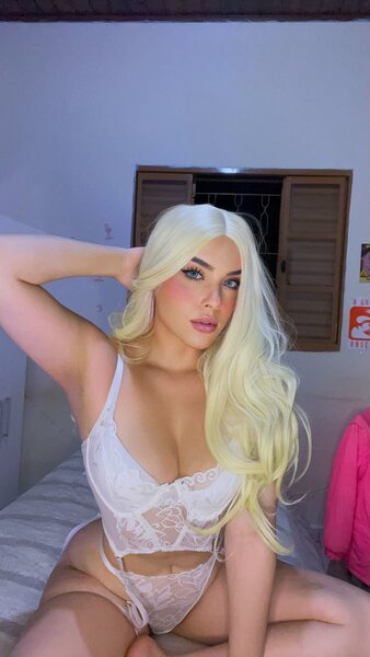 Performer MelissaBellini Photo 1
