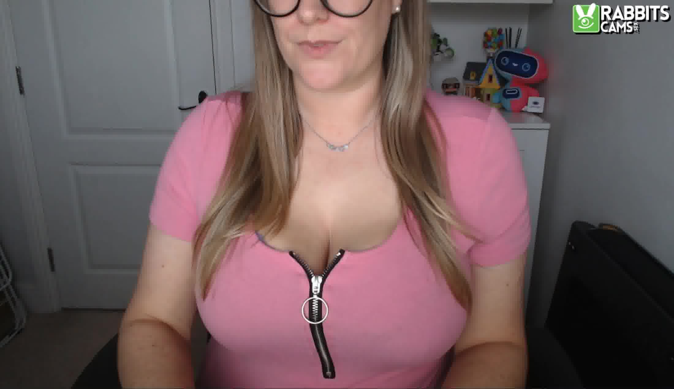 Utøver TittieTia19 Video 1