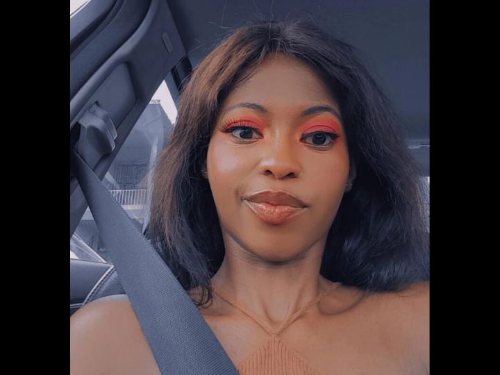 Imagen de perfil de modelo de cámara web de Sabinina