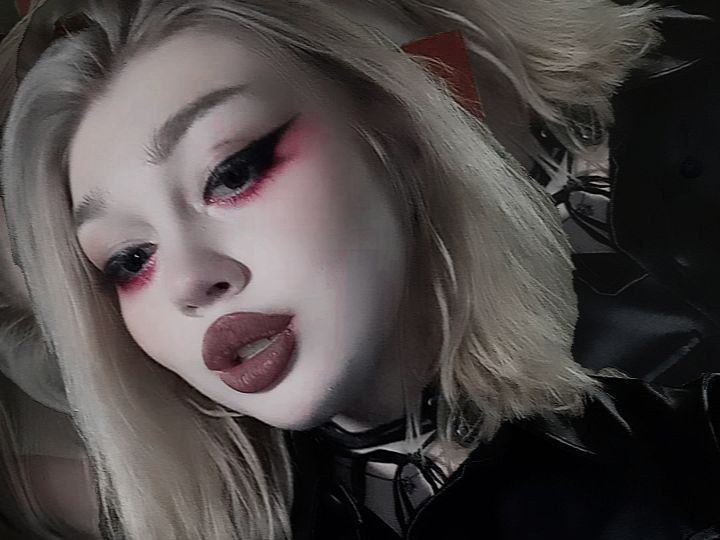 Bohemissy profilbild på webbkameramodell