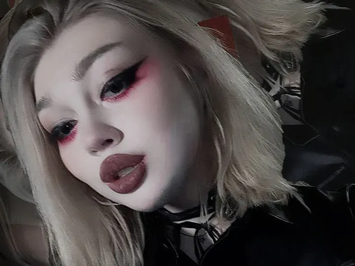 Foto de perfil de modelo de webcam de Bohemissy