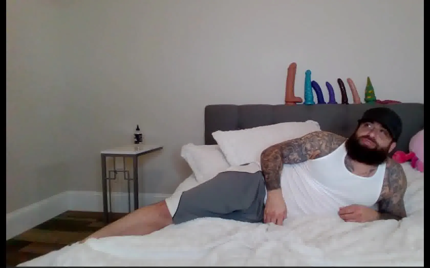 Interprete DemiRhoades Video 1