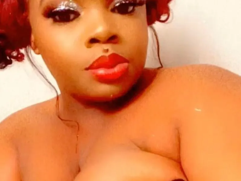 Image de profil du modèle de webcam Carmelbrownskin