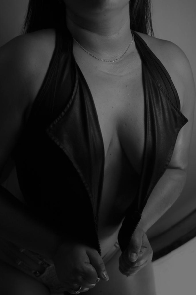 Performer MiaGumble Photo 3