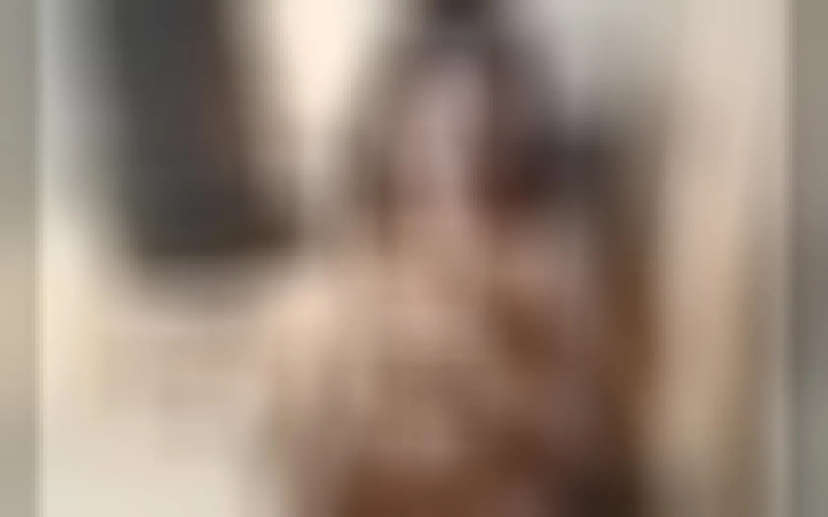 Interprète AiishaSoor Vidéo 1