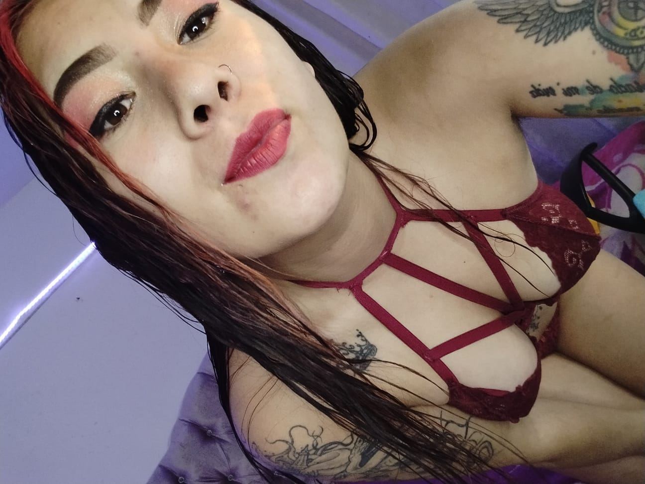 Foto de perfil de modelo de webcam de AnnyRoousee