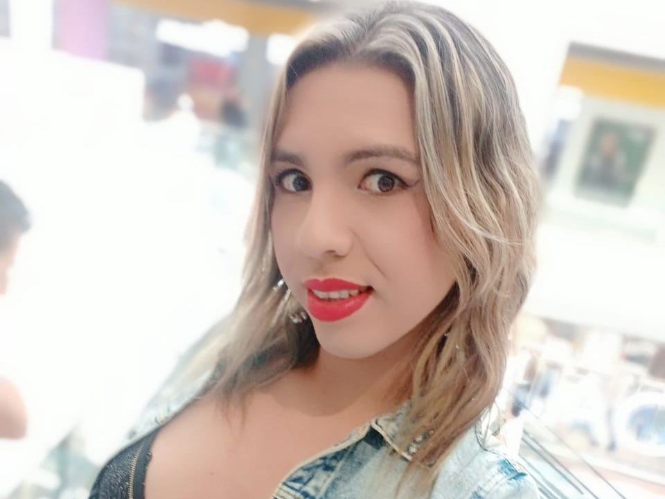 DestinySpencer profilbild på webbkameramodell