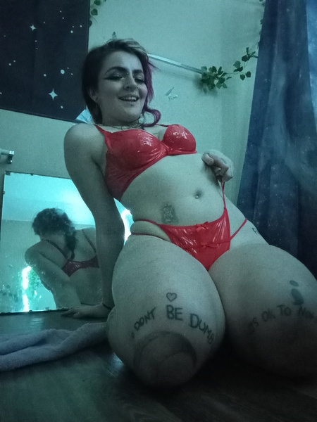 Performer ChasingSelene Photo 2