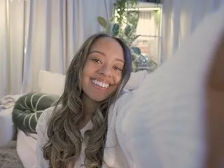 Imagen de perfil de modelo de cámara web de DoseOfIvy