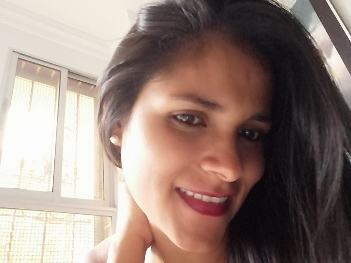 MiaThomsson profielfoto van cam model