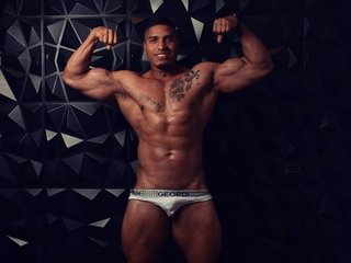 SimeonePandaa cam model profile picture