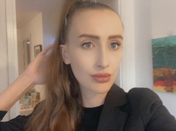 LucyFlarty profilbild på webbkameramodell