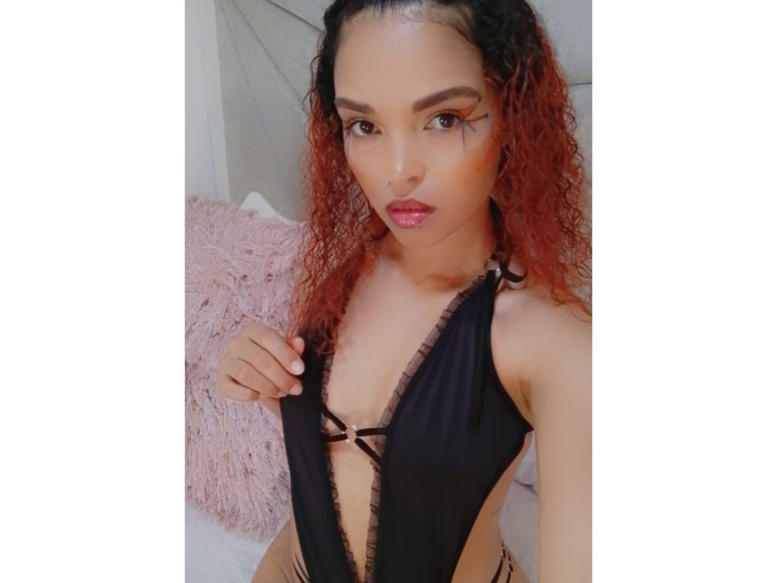 Profilbilde av IndiraCerinza webkamera modell