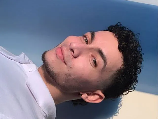 TylerJamess profielfoto van cam model