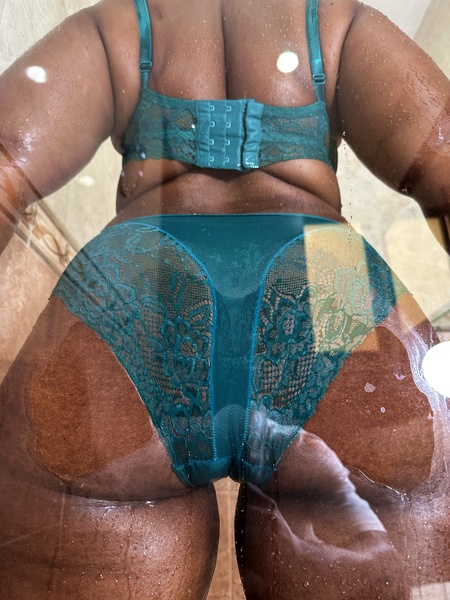 Interprete LucyRowen Foto 6