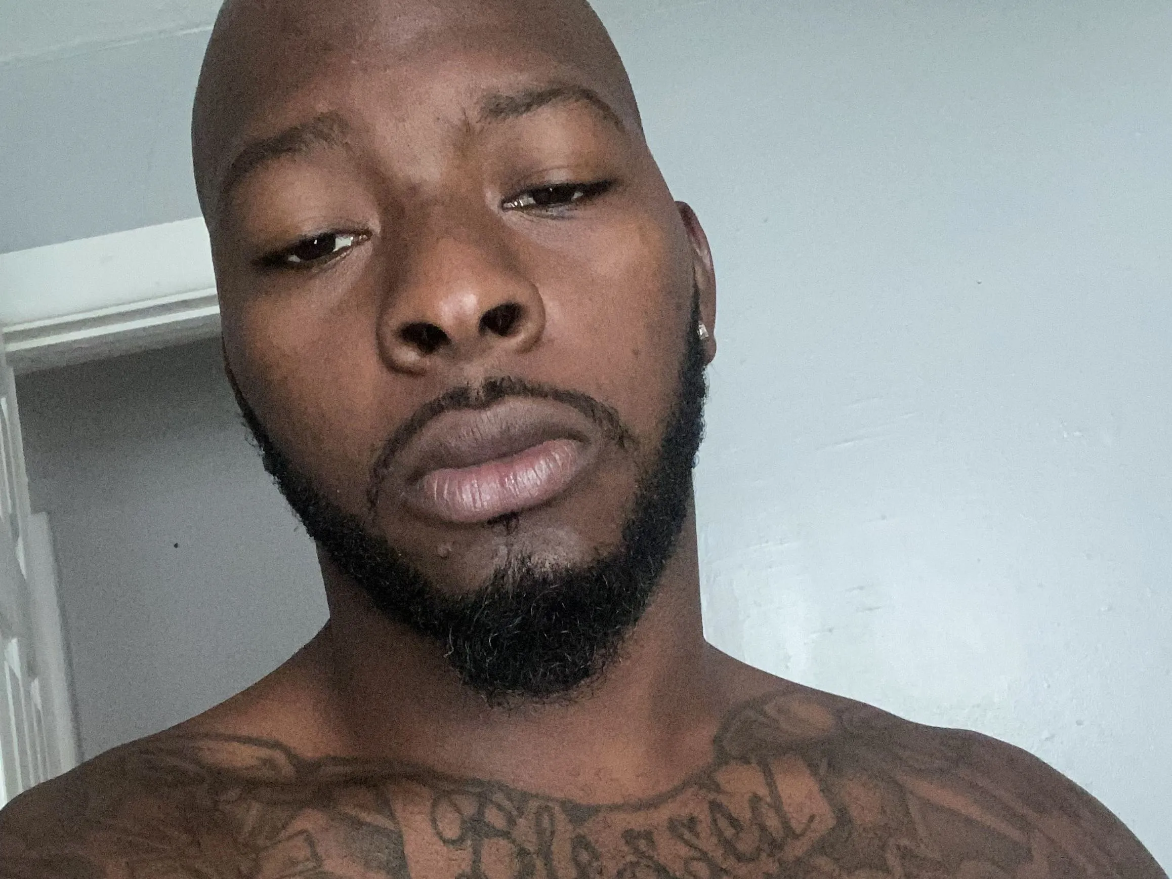 ZoeThirdCurve profilbild på webbkameramodell