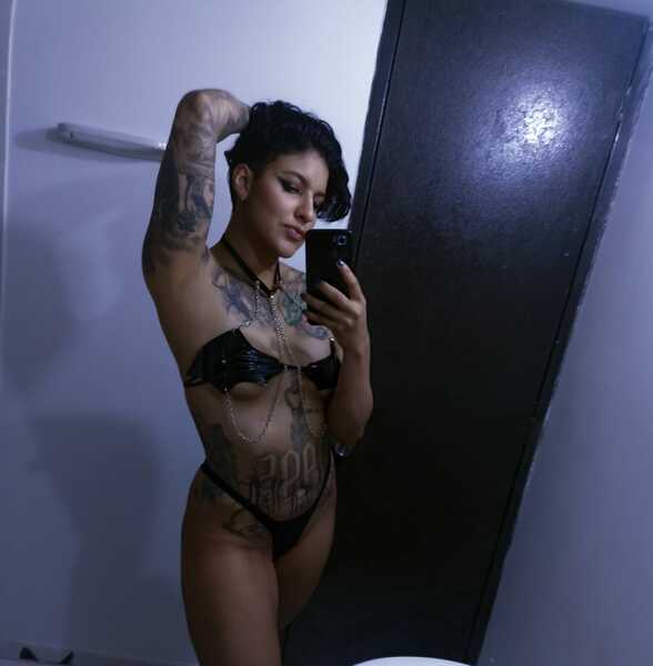 Artista AgathaBoat Foto 5