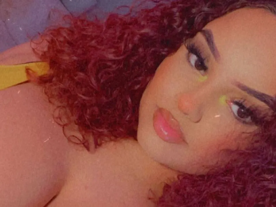 ddiamondddd profilbild på webbkameramodell