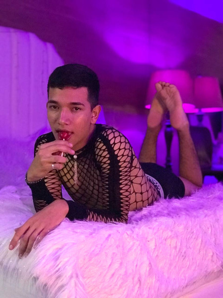 Performer AronPaitton Photo 6