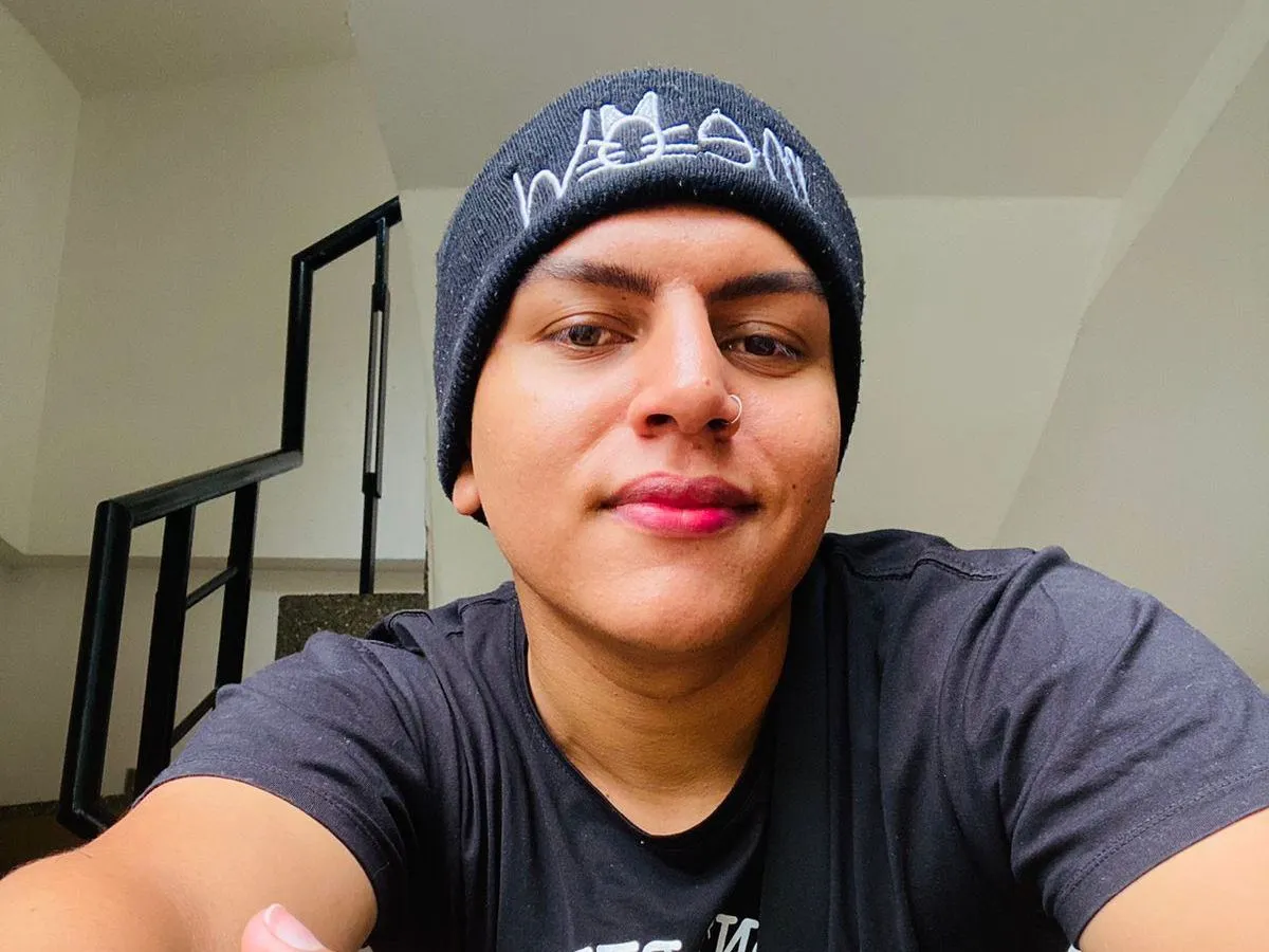 isahiasgamez profielfoto van cam model