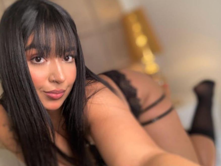 RebeccaLens immagine del profilo del modello di cam