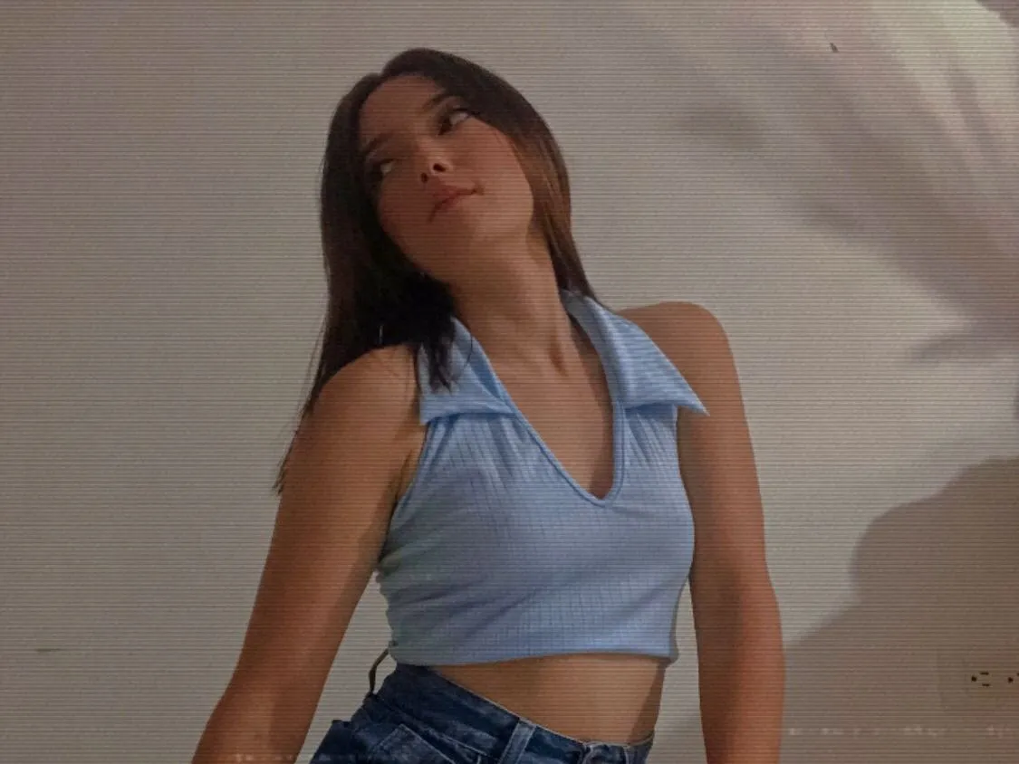 Ammilee profielfoto van cam model