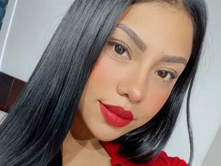 Imagen de perfil de modelo de cámara web de GiselleJaconns